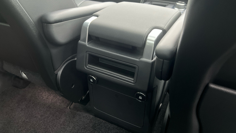 Land Rover Discovery Sport 2.0 SD4 240 SE 5dr Auto [5 Seat] Diesel Station Wagon